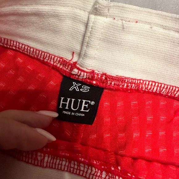 Red and white leggings - Picture 3 of 3